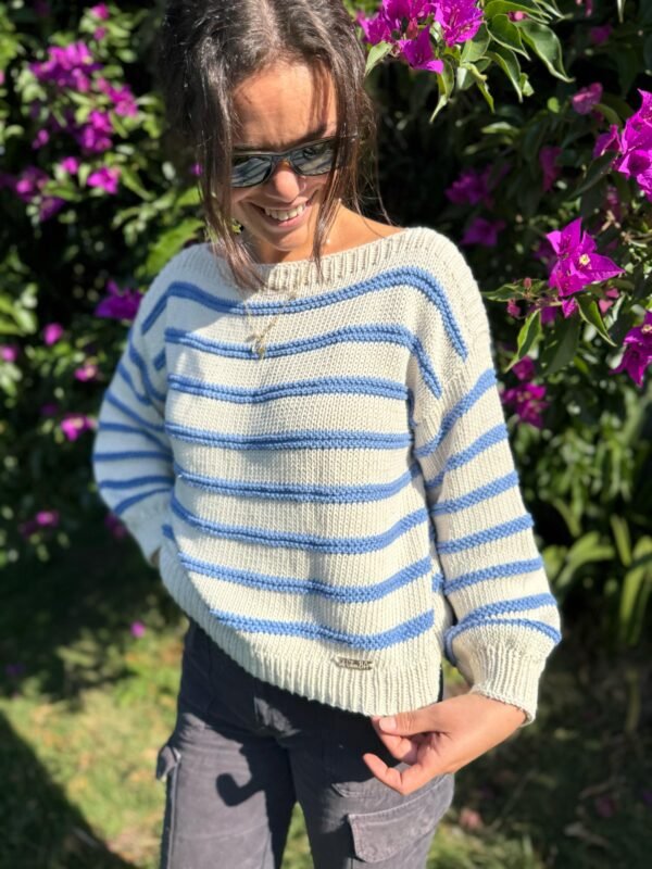 Sweater Paz - Rayas Celestes